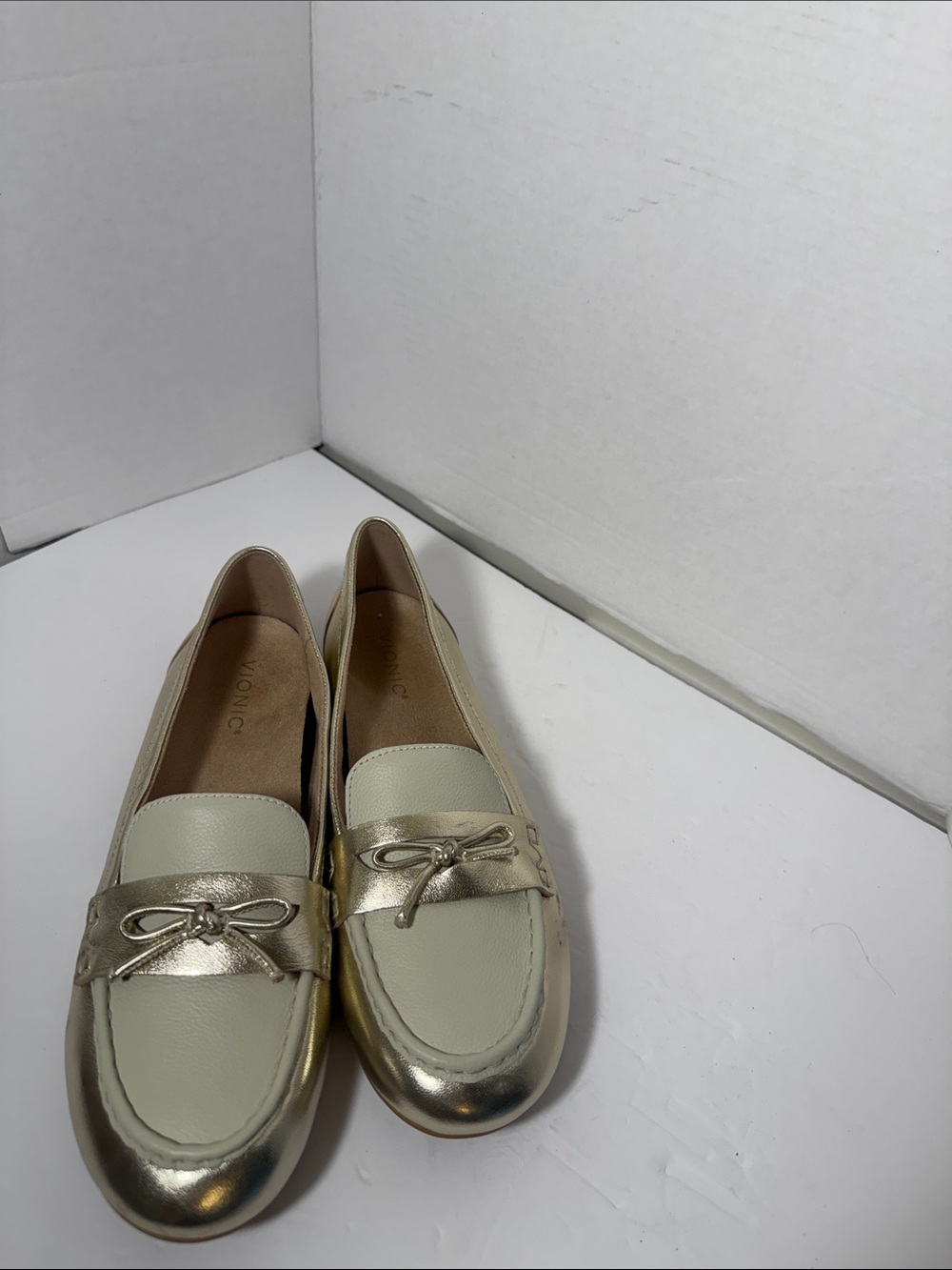 Vionic Taryn Comfort Loafers Gold & Cream Leather Slip-On
